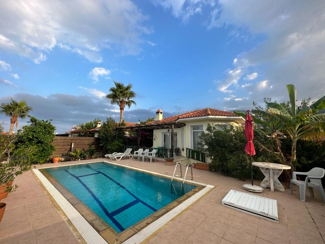 3+1 VILLA WITH POOL IN ALSANCAK!!