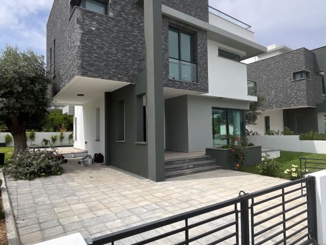 MODERN LUXURY READY TO MOVE IN 3+1 YOUR DREAM HOUSE