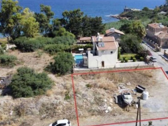 Land for sale in Lapta -Alsanjak 544m2 near to  the sea 200m