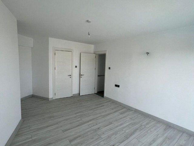 2+1 Apartment mit zwei Bädern in Edelweiß.