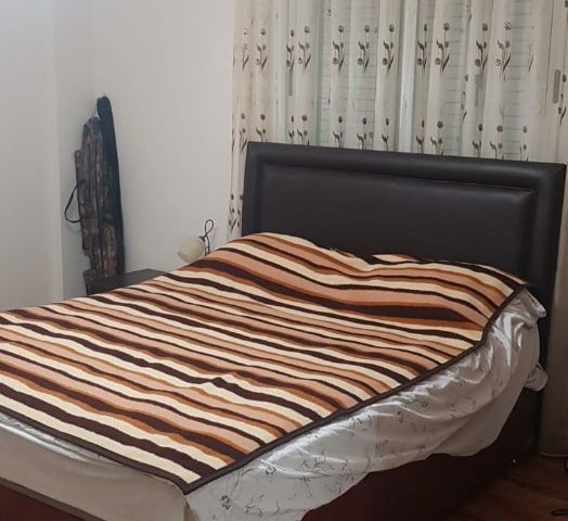 LEFKOŞA MERKEZDE SATILIK 3+1 TÜRK KOÇANLI APARTMAN DAİRESİ