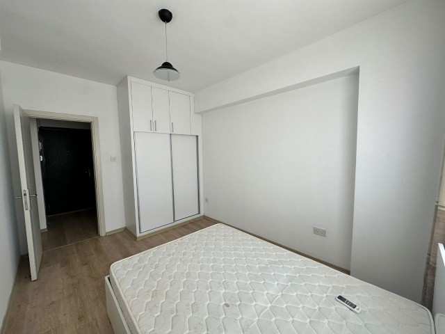 2+1 flat for rent near Karmarket in Kyrenia center