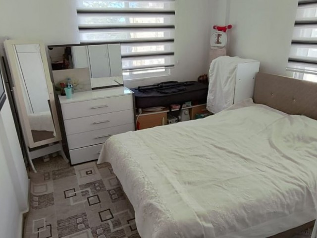 Unmöblierte 2+1-Wohnung zum Verkauf in Lapta, Kyrenia