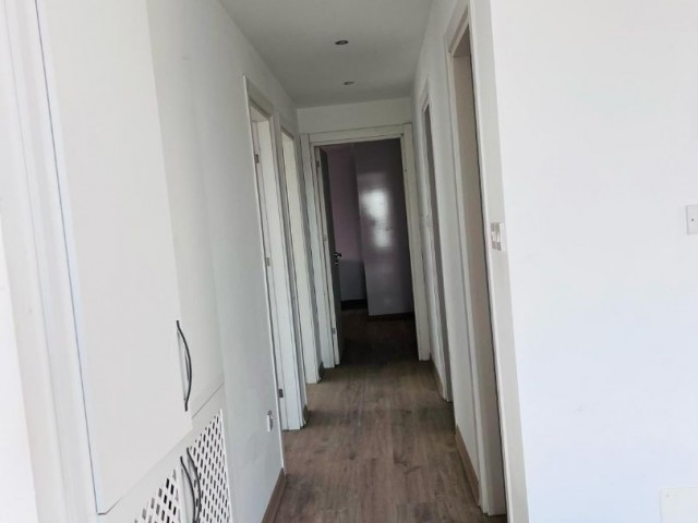 FOR RENT 3+1 Flat: Nicosia Küçük Kaymaklı