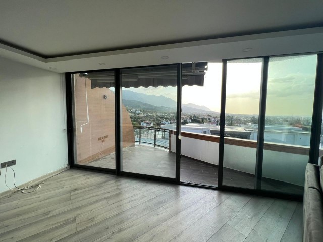 2+1 Penthouse zu vermieten mit Berg- und Meerblick im Fashion Blok im 8. Stock des Akacan Elegance-Geländes