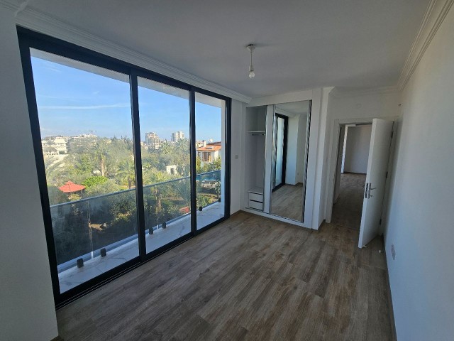 2+1 FLAT WITH CLOSED PARKING PARKING IN KYRENIA CENTER FOR URGENT SALE