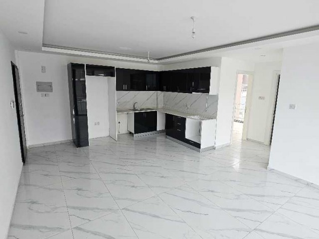 2+1 FLAT FOR SALE IN ALSANCAK WITHIN A 90M2 TERRACE WITHIN A 2+1 SITE!!