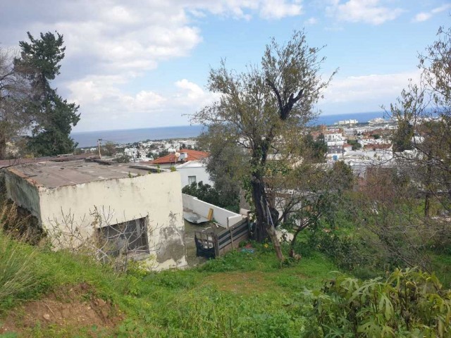 INVESTMENT LAND FOR SALE SUITABLE FOR VILLA BUILDING