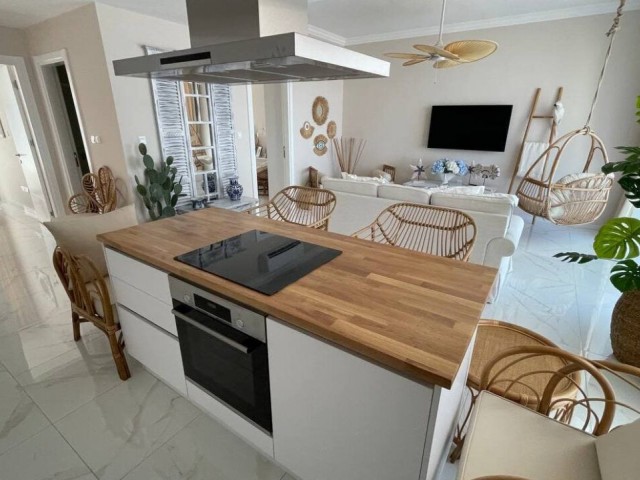 Beachfront 2+1 Penthouse in Kyrenia