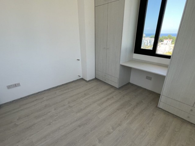  Girne'de Taşınmaya Hazır 4+1 villa