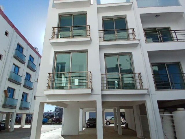 2+1 90 M Square Newly Finished Apartment in Gönyeli