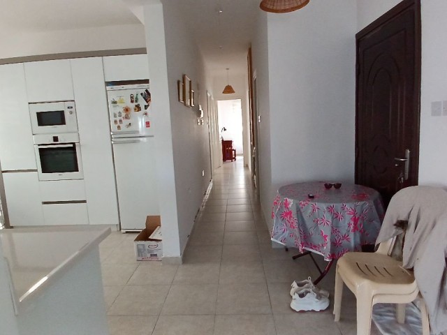 3+1 luxury flat for rent in Zeytinlik/Kirne, on the ground floor, in a complex with a pool