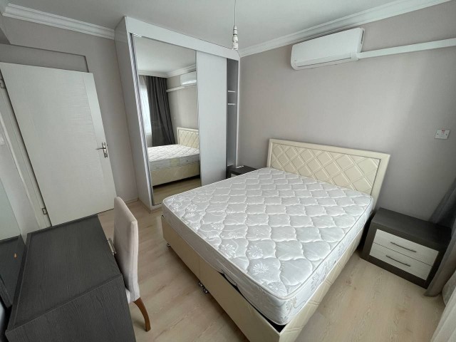 3-Zimmer Apartments mit Möbilert in Kyrenia Zentrum zu verkaufen