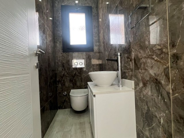 Yeniboğaziçinde satılık 3+1 havuzlu bungalow