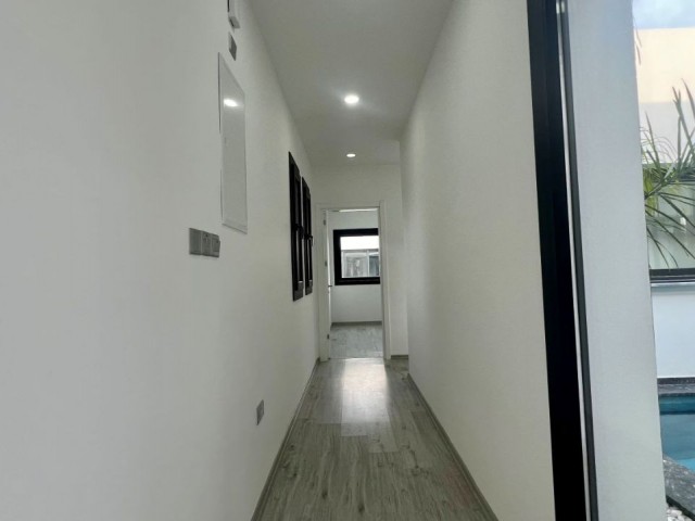 Yeniboğaziçinde satılık 3+1 havuzlu bungalow