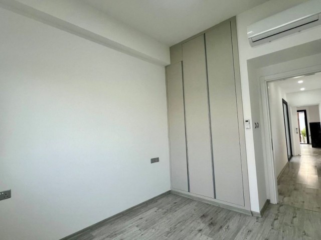 Yeniboğaziçinde satılık 3+1 havuzlu bungalow