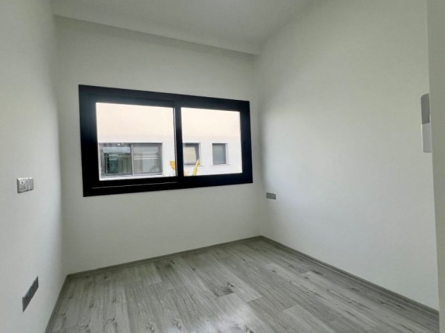 Yeniboğaziçinde satılık 3+1 havuzlu bungalow