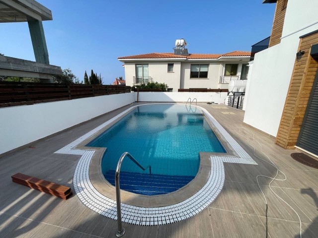 4+1 Luxusvilla mit privatem Pool zum Verkauf in wunderschöner Lage in Bellapais