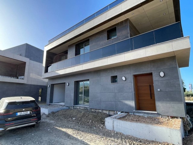 Ultra Luxury 4+1 Villas with Sea View for Sale in Edremit, Kyrenia