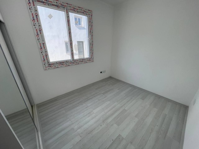 Opportunity 2+1 Flat for Sale in a Beautiful Location Close to the Main Road in Kyrenia Alsancak