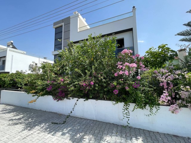 Villa To Rent in Çatalköy, Kyrenia