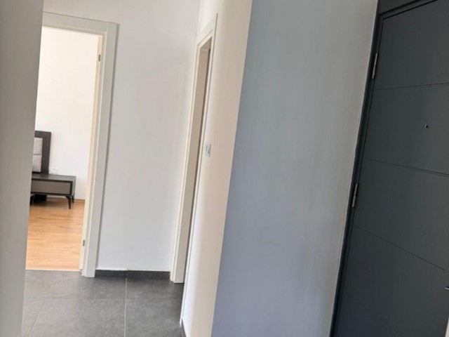 GİRNE'DE 2+1 FULL EŞYALI KİRALIK DAİRE BALKONLU