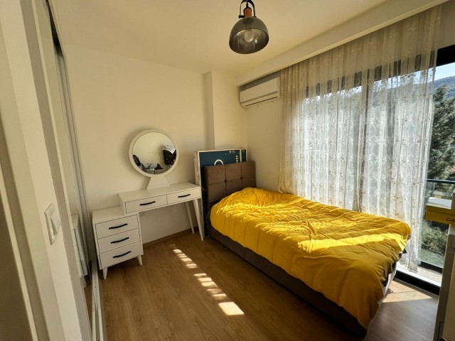 GİRNE'DE 2+1 FULL EŞYALI KİRALIK DAİRE BALKONLU