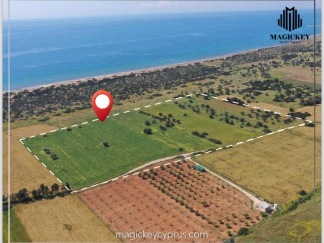 Investment land by the sea in Kumyalı