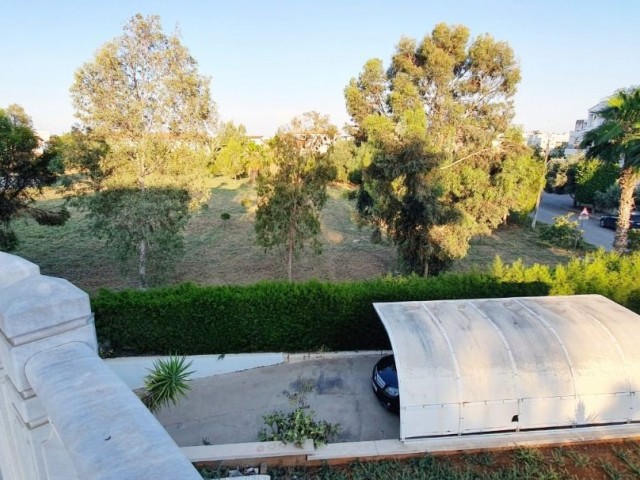 Nicosia Gönyeli Detached Villa on 1340 Square Meters of Land with 3 Floor Permission