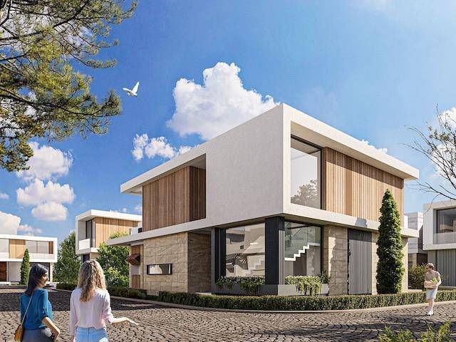 4+1 Villa for Sale in Kyrenia Çatalköy Luxury Site