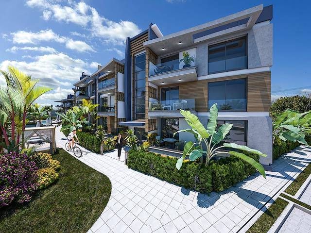 2+1 Flats for Sale in a New Site in Kyrenia Lapta