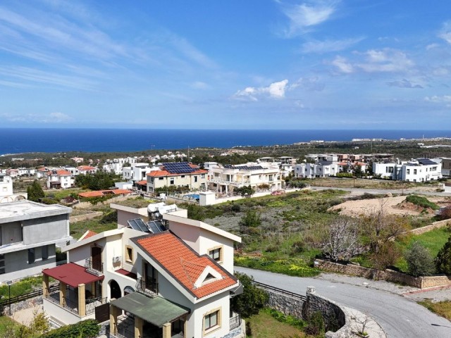 Half-Constructed Land with a Unique View in Kyrenia Çatalköy