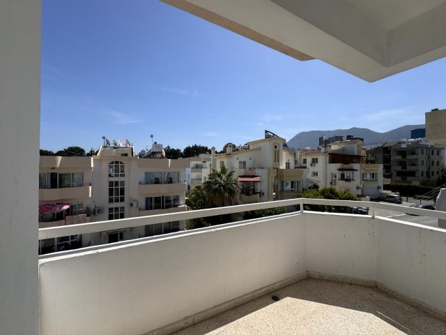 Well-maintained 3+1 Flat for Rent in Kyrenia Center