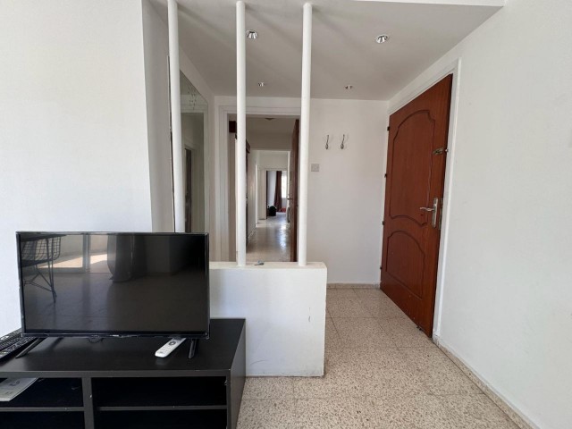 Well-maintained 3+1 Flat for Rent in Kyrenia Center