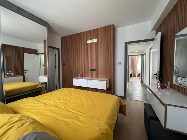 3+1 Flat For Sale in Kyrenia Lapta