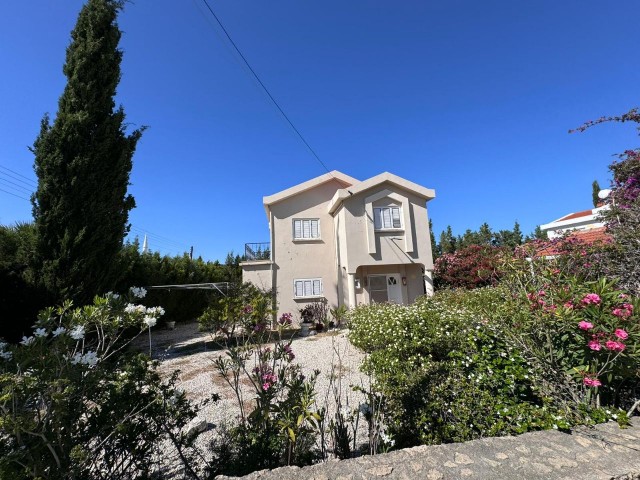 Villa To Rent in Karaoğlanoğlu, Kyrenia