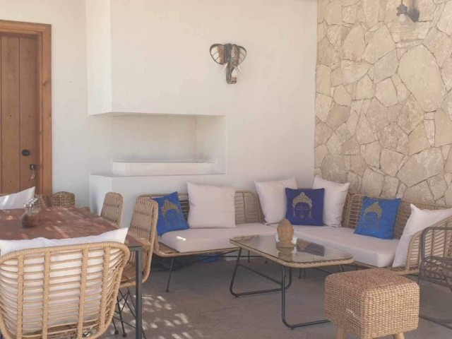 HOUSE FOR SALE IN A GREAT LOCATION IN DIPKARPAZ, WITHIN THE SITE!
