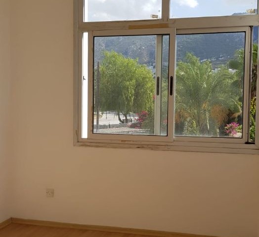 2+1 Unfurnished Villa with Pool for Rent in Kyrenia Doğanköy