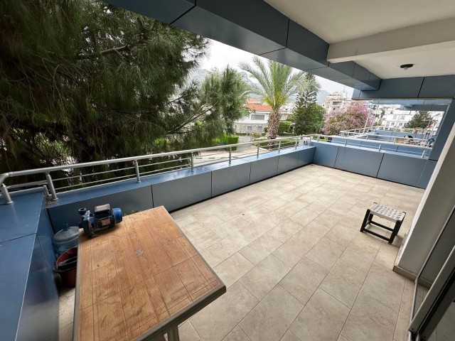 Unmöblierte 3+1 170 m2 Wohnung zur Miete im Kyrenia Center