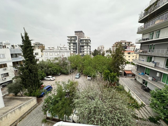 Unfurnished 3+1 170 m2 flat for rent in Kyrenia Center