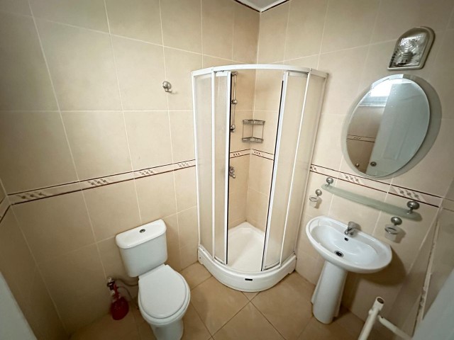 Unfurnished 3+1 170 m2 flat for rent in Kyrenia Center