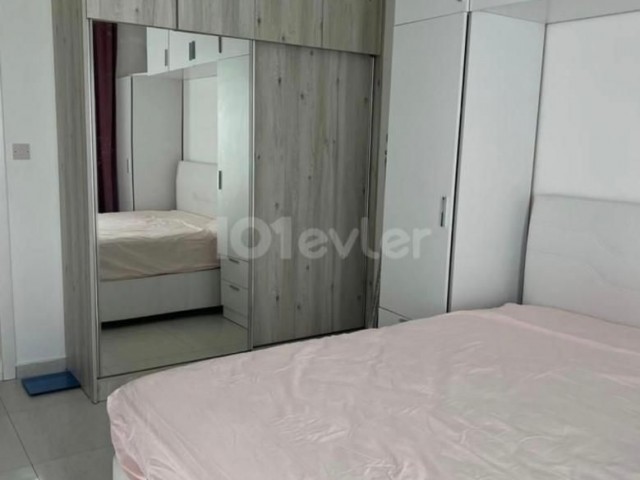 Girne Lapta 'da Acil Satılık 1+1 Full Eşyalı Daire