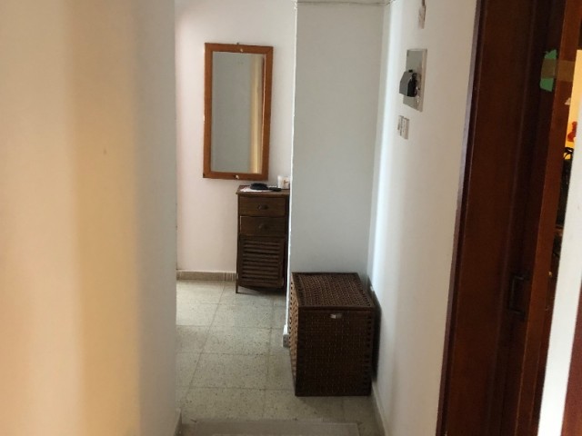 3+1 Wohnung zum Verkauf im Zentrum von Kyrenia