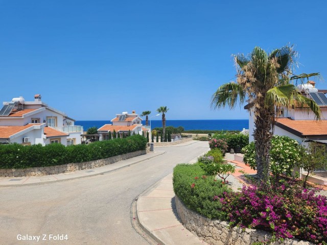 Private Seaside Villa In A Site In Küçük Erenköy