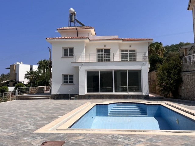 Luxury 4+1 Villa With A Great View In Esentepe