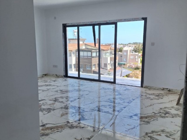 Yeni boğaziçi  satılık penthouse 2+1 lux daire 