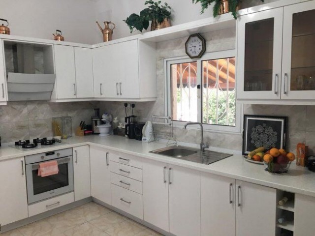 Villa For Sale In Kyrenia Çatalköy