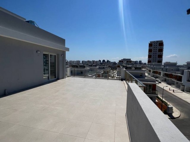 1+1 Luxus-Penthouse-Wohnung zum Verkauf in Long Beach