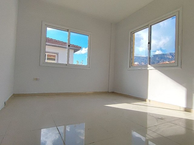 ⭐⭐SCHNÄPPCHENPREIS-MÖGLICHKEIT VILLA!!! 4+1 VILLA ZUM PREIS EINER WOHNUNG IN KYRENIA BOSPHORUS⭐⭐