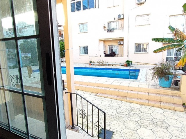 🌟🌟﻿3+1 WOHNUNG MIT GEMEINSAMEN POOL IM KYRENIA CENTER! 🌟🌟